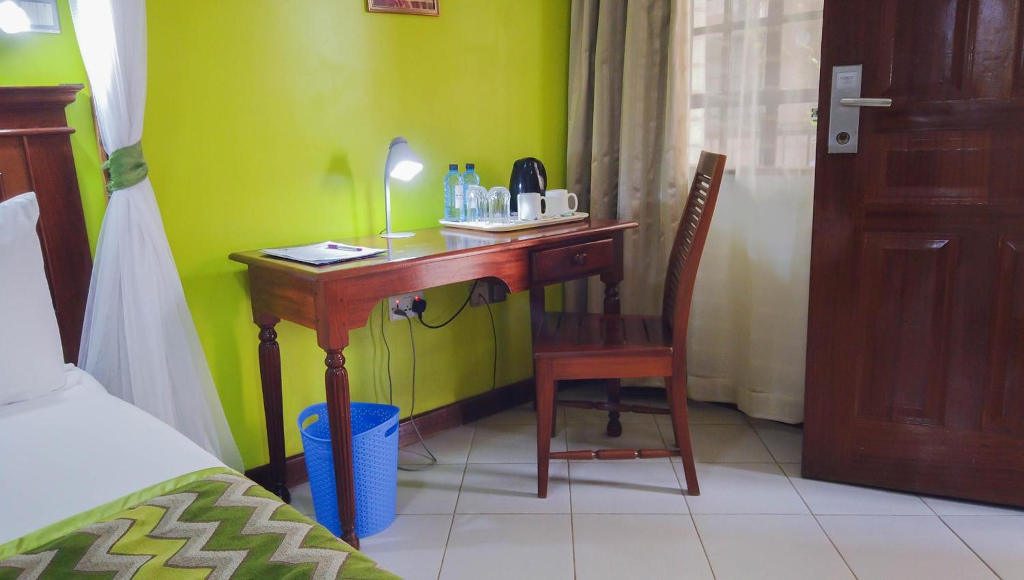 67 Airport Hotel Nairobi Mlolongo Dış mekan fotoğraf