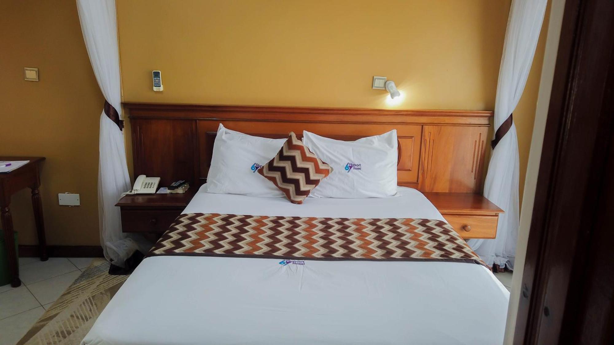 67 Airport Hotel Nairobi Mlolongo Dış mekan fotoğraf